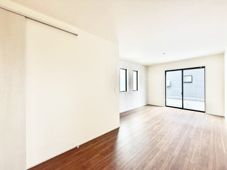 ���r���O�@���������R�Ɖ�b�����܂��A�S�n�悢�ЂƂƂ�