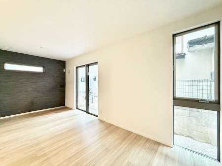 ���r���O�@����