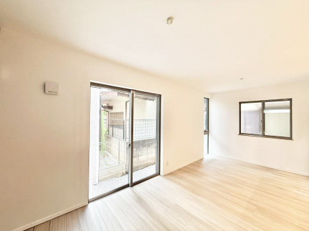 ���r���O�@����