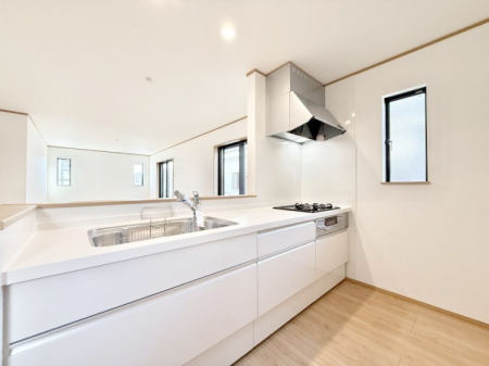 �L�b�`���@���������y���݂ƐH�ׂ�K����͂���L�b�`��