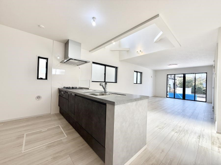 �L�b�`���@���������y���݂ƐH�ׂ�K����͂���L�b�`��