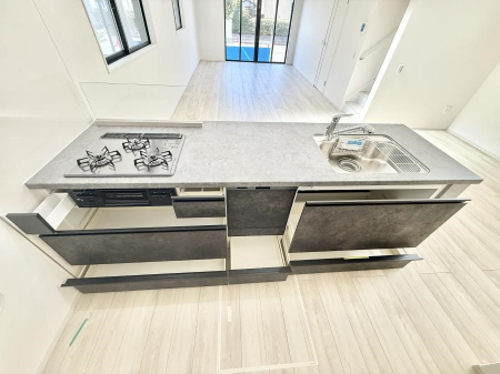 �L�b�`���@�����������������Ԃ����܂��A�Ί炠�ӂ��L�b�`��