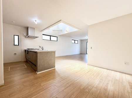 ���r���O�@�������V���v���������ґ�A��؂Ȑl�Ɖ߂����S���قǂ�����