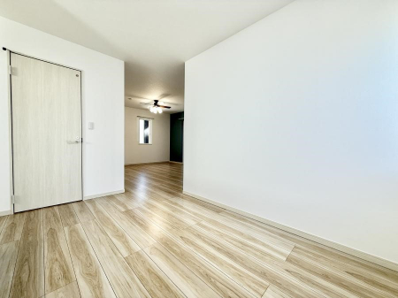 ���r���O�@���������R�Ɖ�b�����܂��A�S�n�悢�ЂƂƂ�