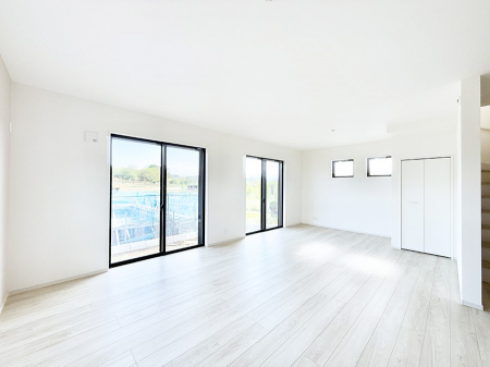 ���̑����ρ@�������Ƒ��̏Ί炪���ӂ��A���났�̋��