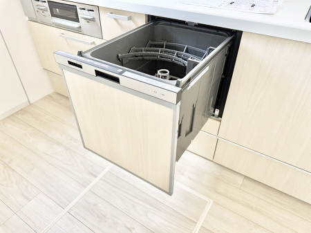 ���̑����ρ@�ݔ����H��̕ЂÂ����H��킪����Ύ��Z�ɁB���Ƒ��Ƃ̎��Ԃ𑝂₹�܂�