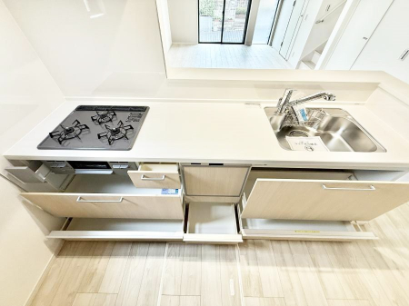 �L�b�`���@�������Ƒ����J��[�߂�A������̂���L�b�`��