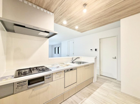 �L�b�`���@�������V���v���Ŕ������S�n�悢���Ԃ𐶂ރL�b�`�����