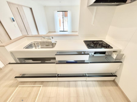 �L�b�`���@�������Ƒ����J��[�߂�A������̂���L�b�`��