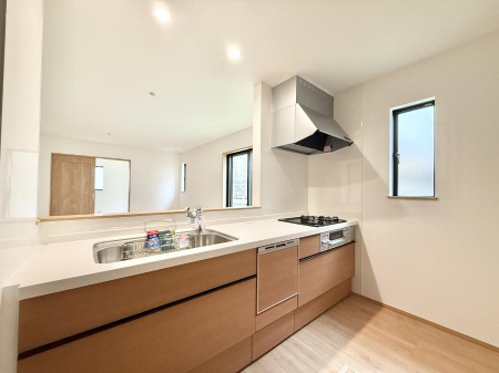 �L�b�`���@�������L���C�ɕЕt���A�g���₷���L�b�`��