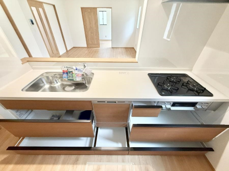 �L�b�`���@�������Ƒ����J��[�߂�A������̂���L�b�`��