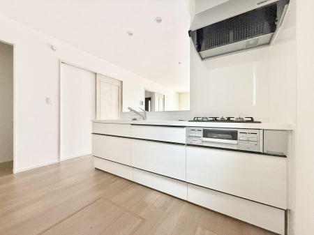 �L�b�`���@�������Ƒ����J��[�߂�A������̂���L�b�`��