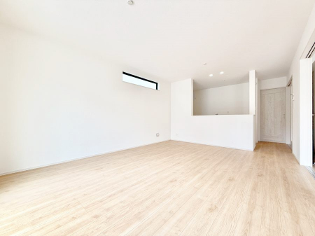 ���r���O�@�����������������Ɠ��ʂɂ���A�e���̋��