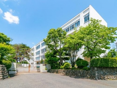 ���ӊ��@���w�Z 1400m �����s���q�����w�Z