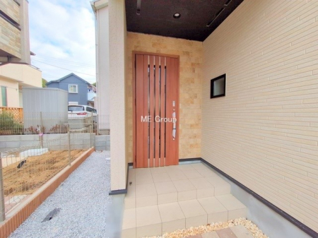 ���ց@�O��