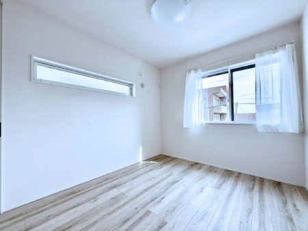 �q�������@�������v���C�x�[�g��ԂƂ��ĐÂ��ŗ�������������񋟂��Ă���܂�