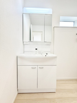 ���ӊ��@�a�@ 800m �H�c���ȃN���j�b�N