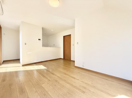 ���r���O�@���������났�ƏΊ炪�W�܂�A�S���܂郊�r���O