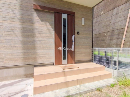 ���ց@�O��