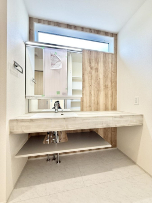 ���ʑ�E���ʏ��@�������Ƒ��݂�Ȃ��g���₷���z�u�ł�