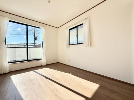 �Q���@���������̔z�u��ʋC���̗ǂ��݌v�ŕ����̋�C�������炸�A��ɐV�N�ȋ�C������܂�