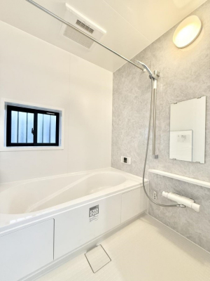 �����@����