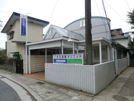 ���ӊ��@�a�@ 300m �����ȃN���j�b�N