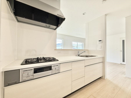 �L�b�`���@�������Ƒ����J��[�߂�A������̂���L�b�`��