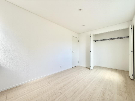 �Q���@���������̔z�u��ʋC���̗ǂ��݌v�ŕ����̋�C�������炸�A��ɐV�N�ȋ�C������܂�