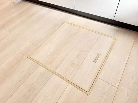 ���̑����ρ@�ݔ����B�ꂽ���[�X�y�[�X�ŉƑS�̂��X�b�L��