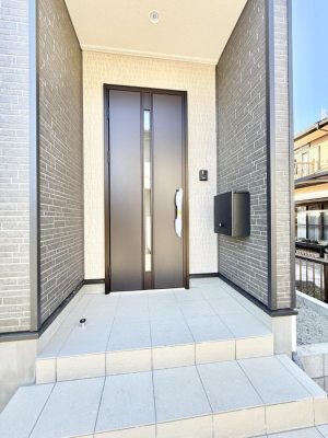 ���ց@�O�ρ� �V���v���Ŕ������A�Z�܂��̑���ۂ��ʂ錺�ւł�