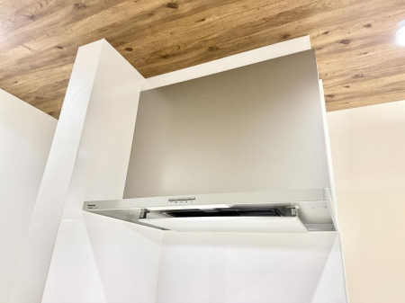 ���̑����ρ@�ݔ����������̏��C����������C��ɗU������A�����I�ɔr�����ł��܂��B