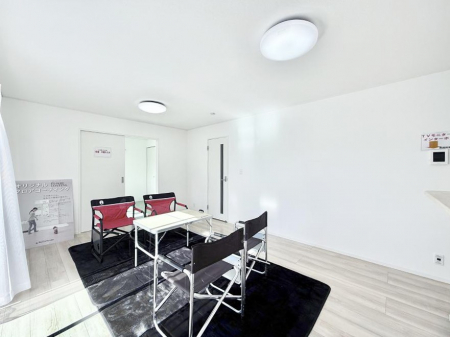 ���r���O�@���������C�ɓ���̏ꏊ�ŁA�̂�т�Ƃ������Ԃ�