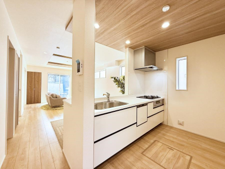 �L�b�`���@���������y���݂ƐH�ׂ�K����͂���L�b�`��