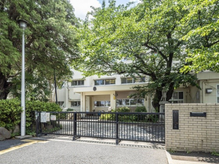 ���ӊ��@���w�Z 1640m ���a�c���w�Z