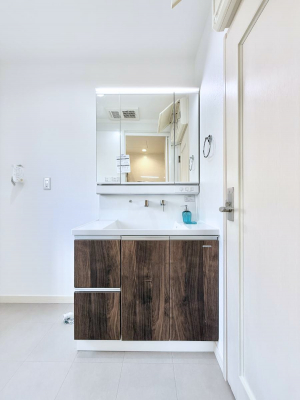 ���ʑ�E���ʏ��@�������Ƒ��݂�Ȃ��g���₷���z�u�ł�