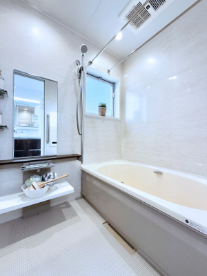 �����@�������������A������芰����o�X���[��