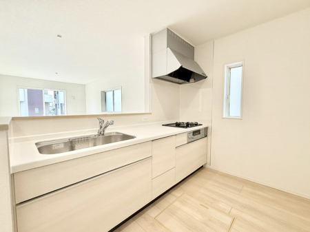 �L�b�`���@���������y���݂ƐH�ׂ�K����͂���L�b�`��