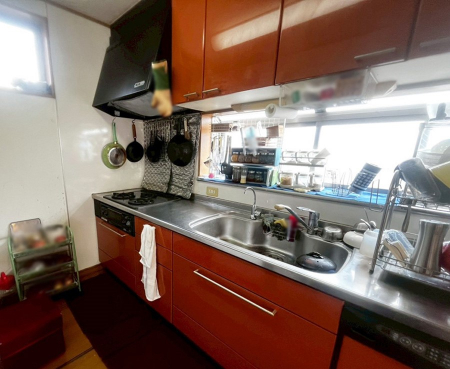 �L�b�`���@�������Ƒ����J��[�߂�A������̂���L�b�`��