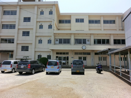 ���ӊ��@���w�Z 2452m �O�Y�s���쉺�Y���w�Z