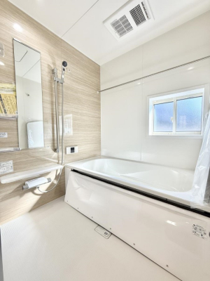 �����@����������̔�������A�S����������Ԃł�