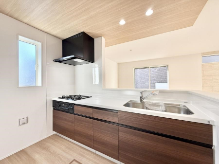 �L�b�`���@���������y���݂ƐH�ׂ�K����͂���L�b�`��