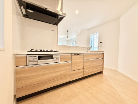 �L�b�`���@�������Ƒ����J��[�߂�A������̂���L�b�`��