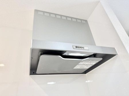 ���̑����ρ@�ݔ����������̏��C����������C��ɗU������A�����I�ɔr�����ł��܂��B