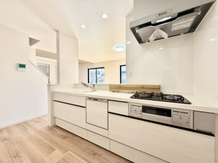 �L�b�`���@�������Ƒ����J��[�߂�A������̂���L�b�`��