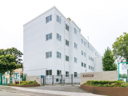 ���ӊ��@���w�Z 800m ���l�s�������w�Z