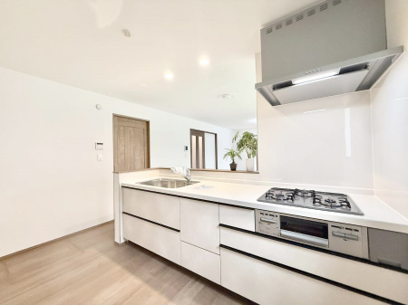 �L�b�`���@�������V���v���Ŕ������S�n�悢���Ԃ𐶂ރL�b�`�����