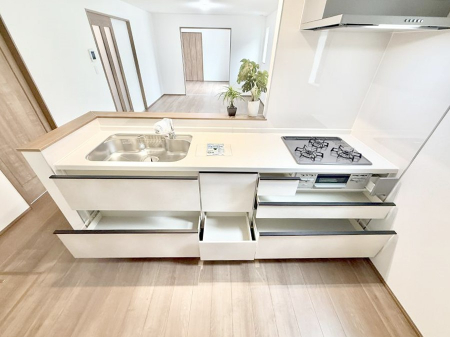 �L�b�`���@�������V���v���ŋ@�\�I�A�����g���₷���L�b�`��