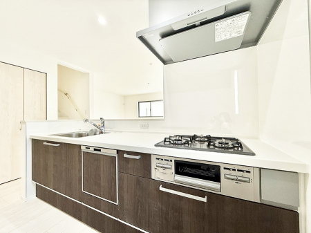 �L�b�`���@�������L���C�ɕЕt���A�g���₷���L�b�`��