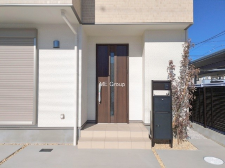 ���ց@�O��